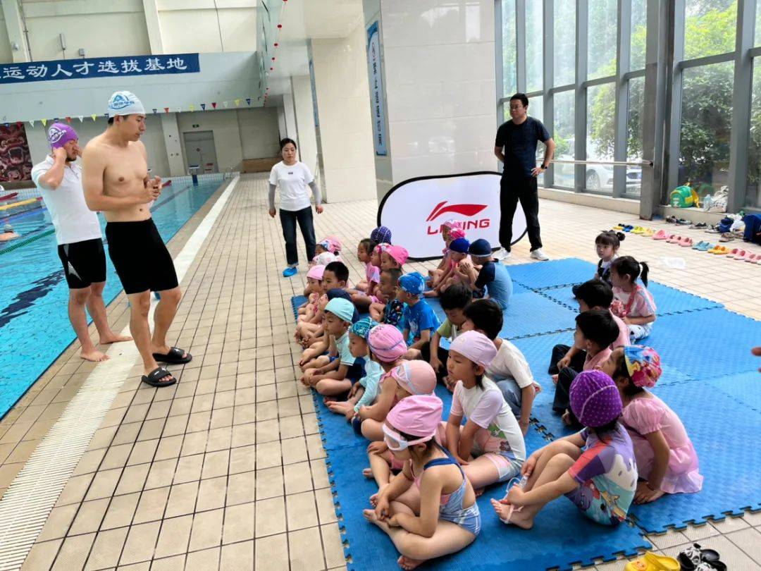 走进游泳馆，来一场“沉浸式”防溺水安全教育