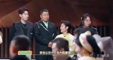 她到底会不会游泳？这位名校才女被质疑造假了！