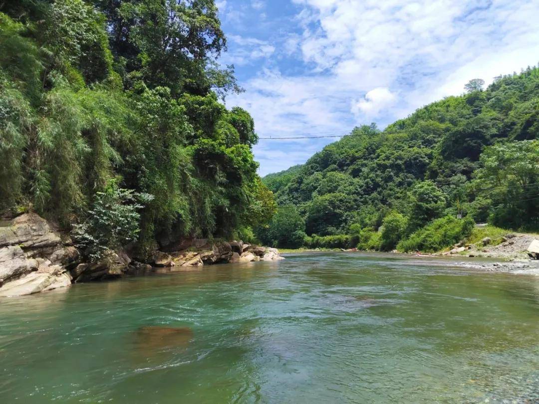 成都避暑去处 野地方可以露营钓鱼游泳