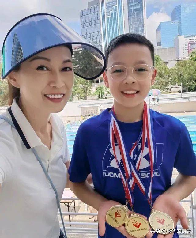 曾是TVB“五美”之一，未婚生子独自养大孩子，曾患罕见疾病，如今成游泳健将