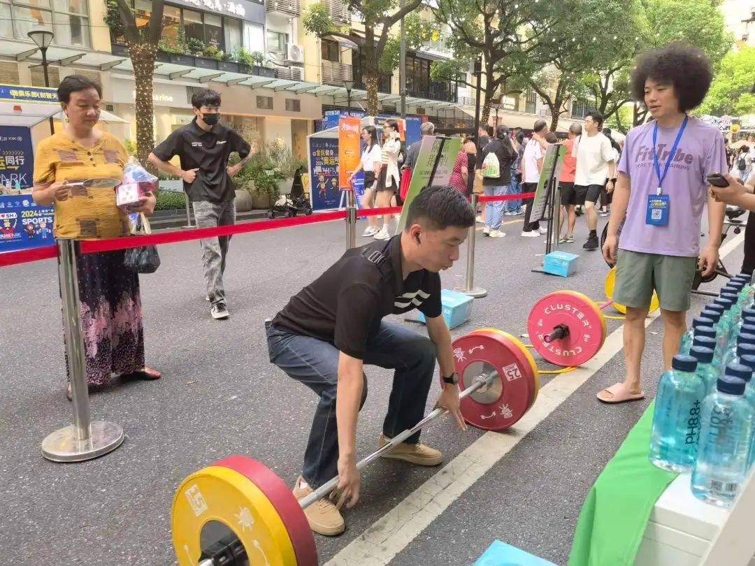 奥运“新宠”受热捧，体育赛事点燃杨浦消费新引擎